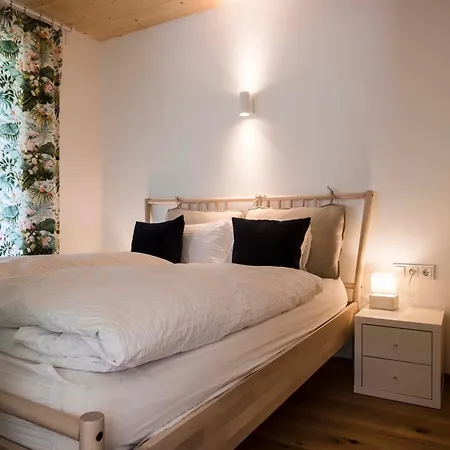 Green Lodge * Обертраун